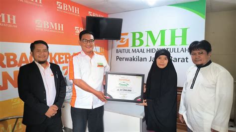 Mushida Jabar Serahkan Donasi Peduli Palestina Ke BMH Jabar BMH