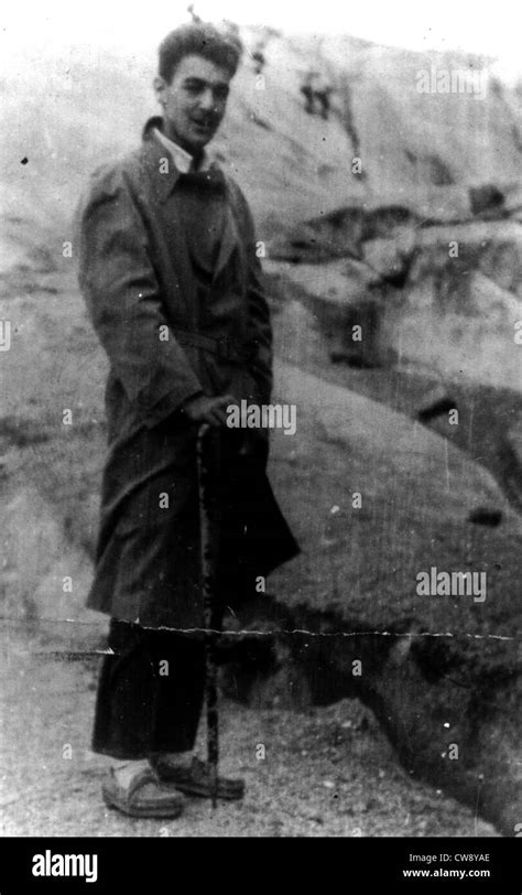 Ghenassia hi-res stock photography and images - Alamy