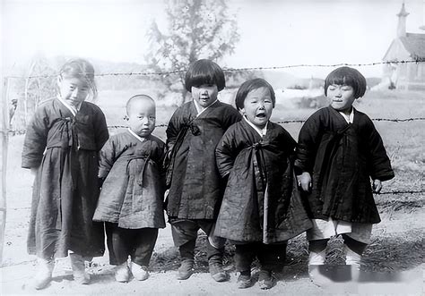 A Chinese Couple Adopted A Japanese Orphan And They Have Been Infamous For 40 Years After The