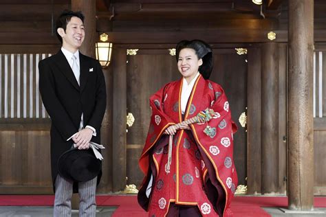 Japan’s Princess Ayako Gives Up Royal Status As She Marries Commoner Irish Independent