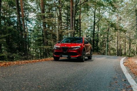 Imparato Già 10 000 ordini per Alfa Romeo Junior era dai tempi di