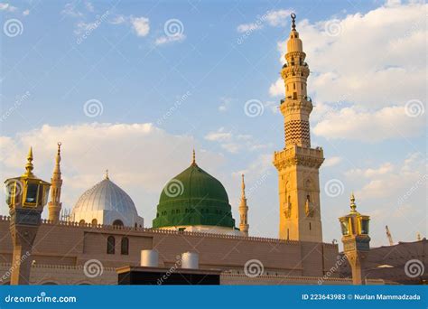 Medina Masjid Nabawi Or Prophet Mosque The Famous Green Dome Madinah