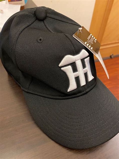 日本職棒 阪神虎 Hanshin Tigers 黑色棒球帽 全新 男裝 手錶及配件 棒球帽、帽 Carousell