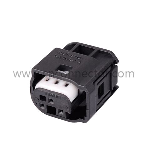 1 1718346 1 Female 3 Pin Automotive Wire Connectors YUEQING JINHAI