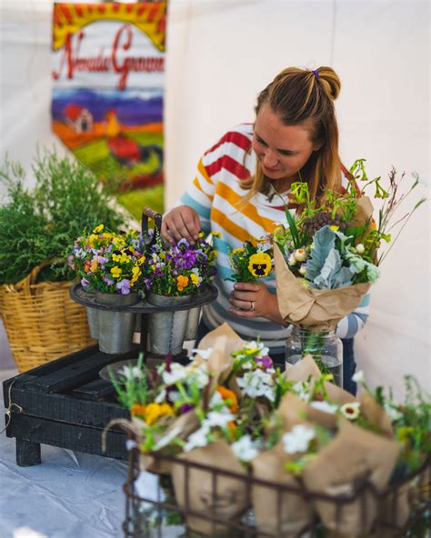 Flower Farming Business Farmers Market Sierra Flower Farm