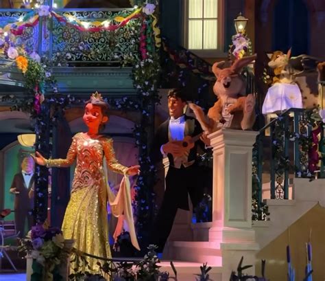 Disney Parks Instagram Shares Another Look Into The Finale Of Tiana S