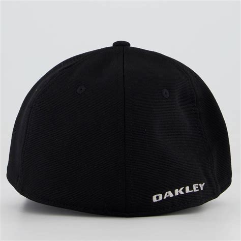 Boné Oakley Tincan Preto FutFanatics