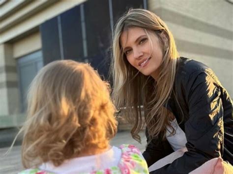 Eva Kaili Reunites With Her Daughter Photos