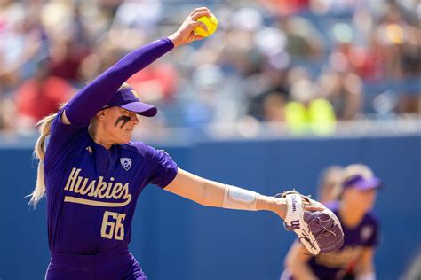 D1softball On Twitter Ruby Meylan Was Very Impressive In Helping Uwsoftball Get Back To