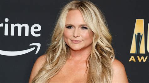 Miranda Lambert S Deeply Plunging Acm Awards Dress Will Make Your Jaw Drop Hello