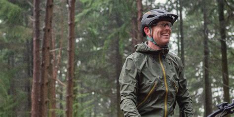 Men's Waterproof Cycling Jackets: Defy the Elements in Style – Altura