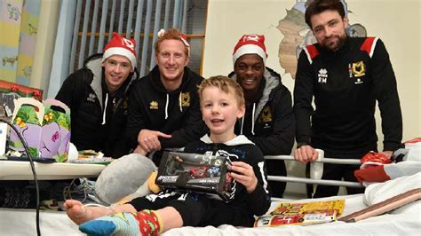 MK Dons players visit Milton Keynes University Hospital Children’s ...