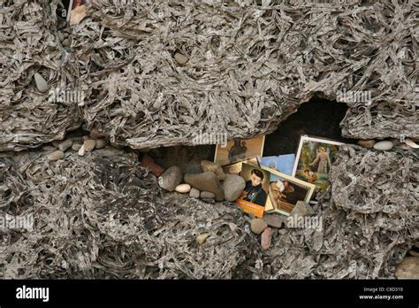 execution wall   auschwitz  german nazi concentration camp