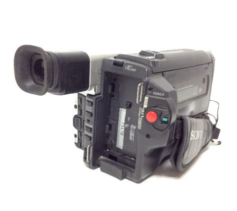 SONY Digital 8 Handycam DCR-TRV120 450xDigital Zoom Super Nightshot ...