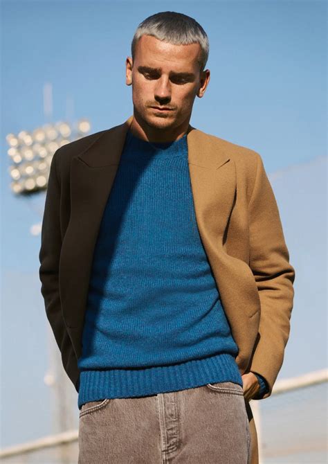 Antoine Griezmann Incarne De Nouveau Limage De MANGO Man ESSENTIAL HOMME