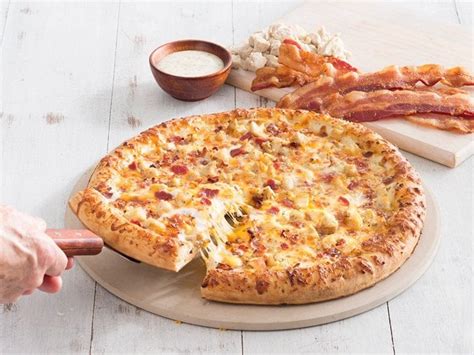 Chicken Bacon Ranch Pizza Returns To The Hunt Brothers Pizza Lineup On July 26 2021 R Fastfood