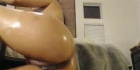 Hot Asian Squirt Show With Body Covered By Oil Tnaflix