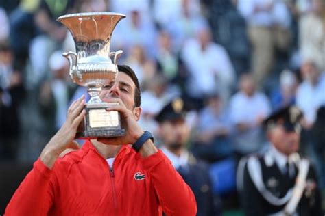 Djokovic Gana Por Sexta Vez En Roma Al Derrotar A Tsitsipas En La Final Banca Y Negocios