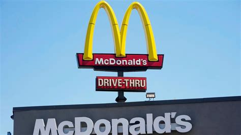 Video Footage Emerges Of Wild Fight Between Customer And Mcdonalds