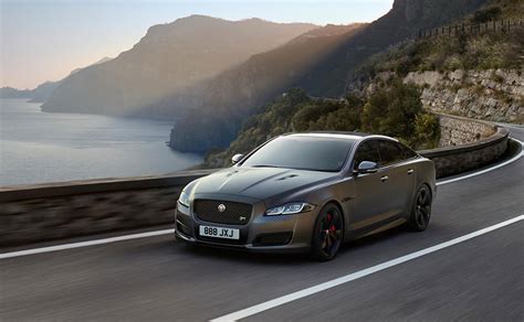 Read Latest News and Updates on Jaguar XJ 2023 - carandbike