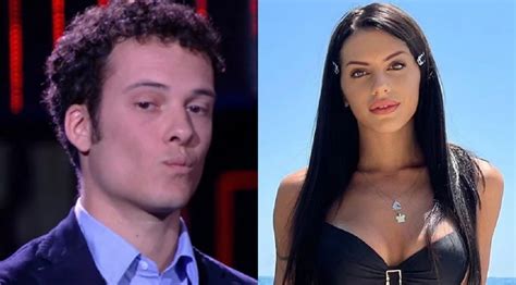 Gf Vip Edoardo Donnamaria Punge Antonella Fiordelisi La Reazione Di Lei