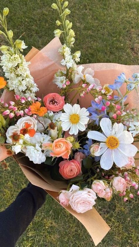 Flower Bouquet Aesthetic : An immersive guide by None