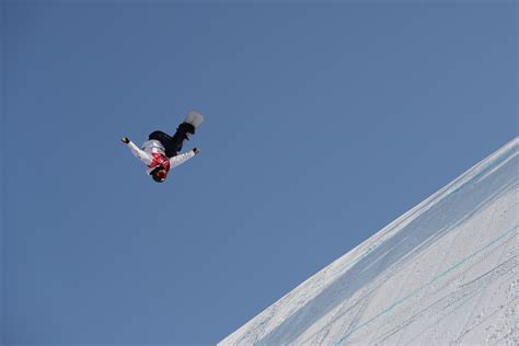 Photos: U.S. Women’s Big Air snowboarding lands Silver – WBOY.com