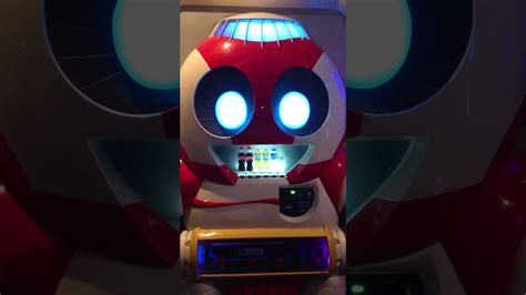 Tokyo Disneyland Tomorrowland Space Mountain Vending Machine Robot