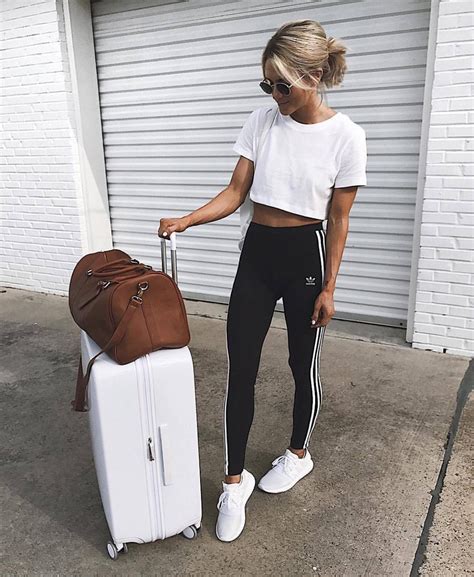 Summer Travel Outfit Ideas For Your Next Adventure