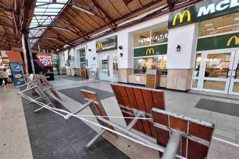 Restaurantul McDonalds Din Gara De Nord A Fost Inchis De Inspectorii