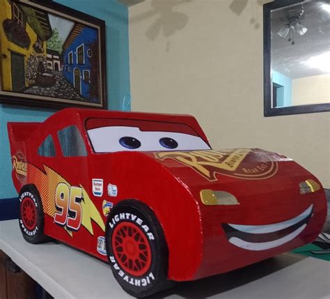 Pi Ata De Rayo Mcqueen Cars Como Decorar Pi Atas Pi Atas Pi Ata