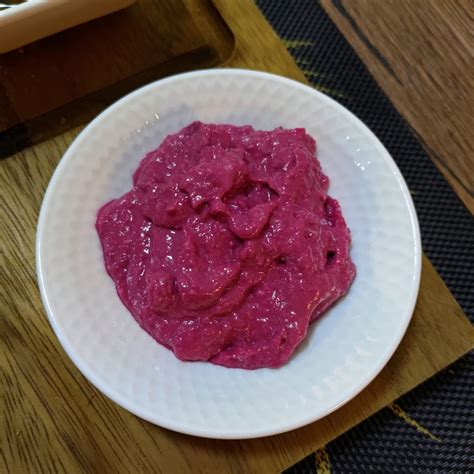 Yumi S Roasted Beetroot Hommus Reviews Abillion