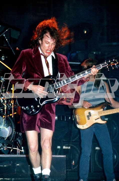 Photos Of Ac Dc At The Monsters Of Rock Festival Castle Donington 17 Aug 1991 Iconicpix