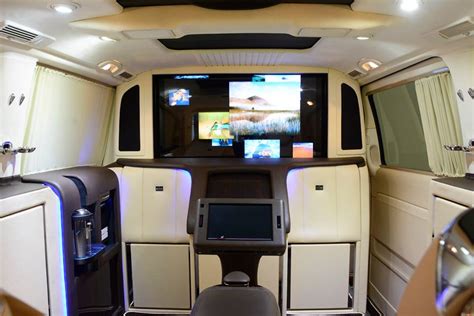 BenzInsider.com – A Mercedes-Benz Fan Blog | Interior Of Brabus Viano ...