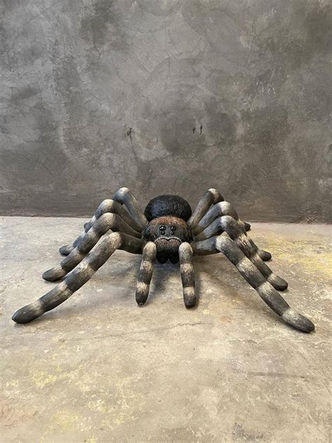 Tarantula Spider - Sculpture & Statue