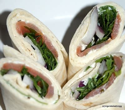 Lefserull Med R Kt Laks Og Annet Pjask Recette Wrap Recette Recette