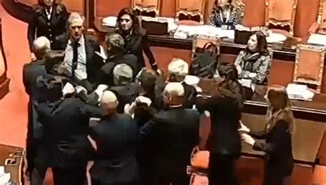 Sul Premierato Rissa Sfiorata In Senato Tra Menia E Croatti Senatori