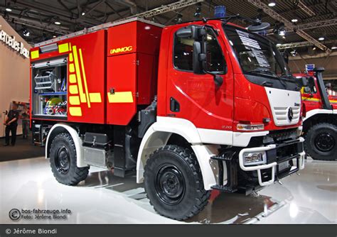 Einsatzfahrzeug Mercedes Benz Unimog U Schlingmann Tlf A