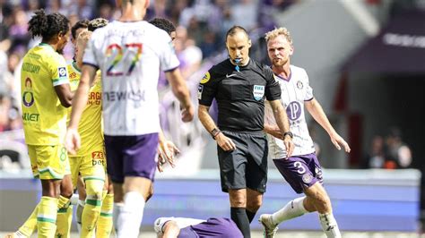 Lci On Twitter Maillot Arc En Ciel Et Si Les Joueurs R Fractaires