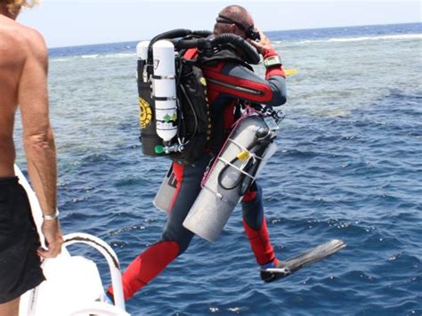 Deep Wreck Diving