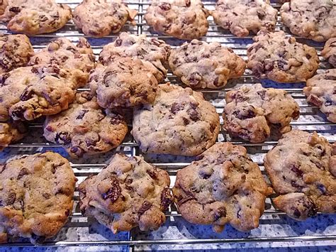 Amerikanische Chocolate Chip Cookies Mit Rosinen Pekann Ssen Und