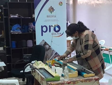 PRO BOLIVIA impulsa el desarrollo textil en Oruro a través de la