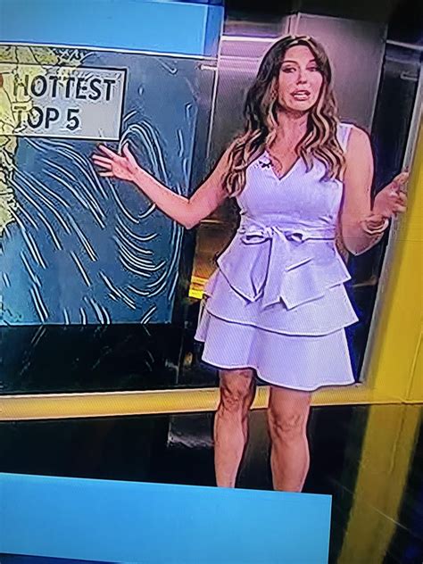 Leslie Lopez KABC 7 : r/hot_reporters