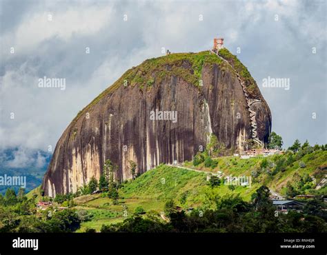 El Pe N De Guatape Rock De Guatape Departamento De Antioquia