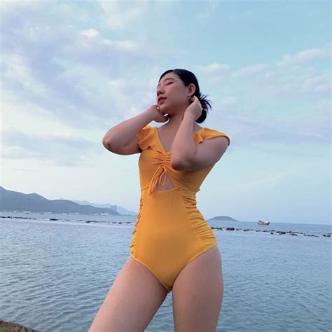 Monokini tay bèo vàng nghệ P2P Bikini Thương hiệu đồ bơi nữ đồ bơi nam hàng đầu Việt Nam