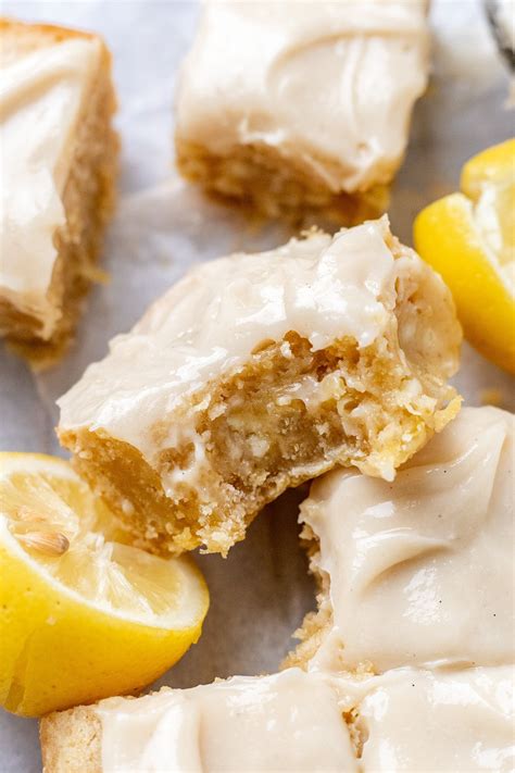 Chewy Lemon Brownies