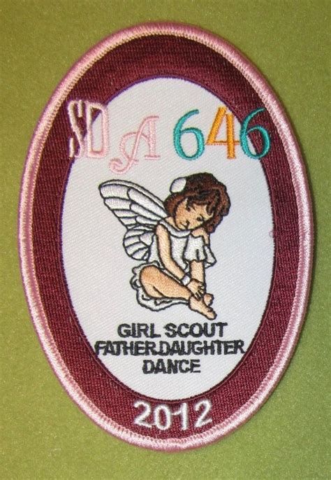 ボード「girl Scout 100th Anniversary Patches」のピン