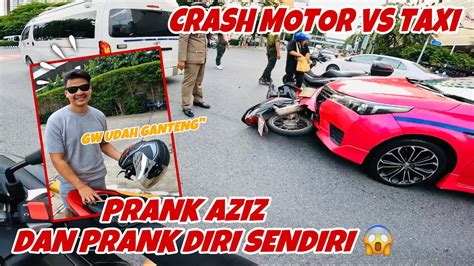 Sunmori Di Bangkok Tergokil Crash Motor Vs Taxi Youtube