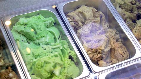 Times Are Sweet For Carmen’s Best As It Opens A 2nd Ice Cream Parlor Investing Business Daily