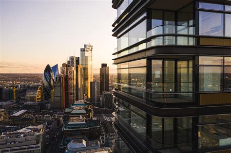 Foster Partners Debuts First London High Rise